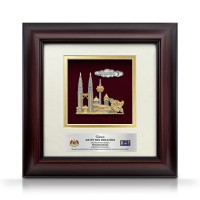 10" x 10" Solid Frame with Gold Plated Pewter : Malaysia Landmark 10" x 10" Solid Frame with Gold Plated Pewter : Malaysia Landmark
