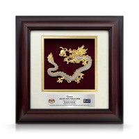 10" x 10" Solid Frame with Gold Plated Pewter : Dragon