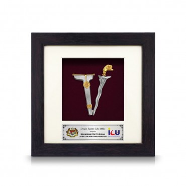 6" x 6" Frame with Gold Plated Pewter : Keris (Kris)