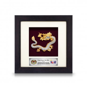 6" x 6" Frame with Gold Plated Pewter : Dragon 6" x 6" Frame with Gold Plated Pewter : Dragon