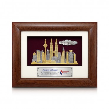 6.5" x 8.5" Solid Frame with Gold Plated Pewter - Kuala Lumpur Landmark 6.5" x 8.5" Solid Frame with Gold Plated Pewter - Kuala Lumpur Landmark