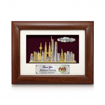6.5" x 8.5" Solid Frame with Gold Plated Pewter - Kuala Lumpur Landmark 6.5" x 8.5" Solid Frame with Gold Plated Pewter - Kuala Lumpur Landmark