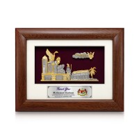 6.5" x 8.5" Solid Frame with Gold Plated Pewter - Sarawak Landmark