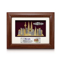 6.5" x 8.5" Solid Frame with Gold Plated Pewter - Kuala Lumpur Landmark