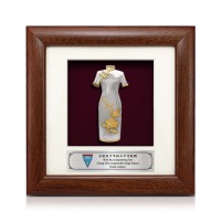 7" x 7" Solid Frame with Gold Plated Pewter - Cheongsam