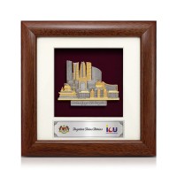 7" x 7" Frame with Gold Plated Pewter: Putrajaya Landmark 7" x 7" Frame with Gold Plated Pewter: Putrajaya Landmark