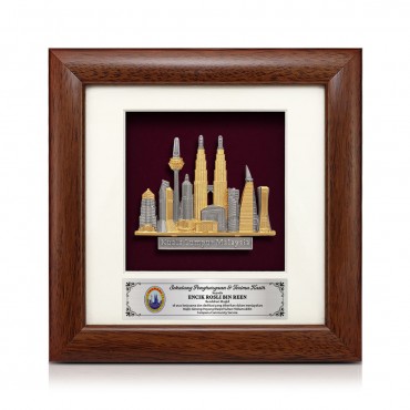 7" x 7" Solid Frame with Gold Plated Pewter - Kuala Lumpur Landmark 7" x 7" Solid Frame with Gold Plated Pewter - Kuala Lumpur Landmark