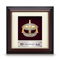 7" x 7" Gold Border Solid Frame with Gold Plated Pewter - Wau Bulan 7" x 7" Gold Border Solid Frame with Gold Plated Pewter - Wau Bulan