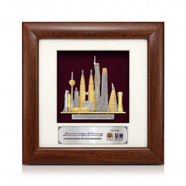 7" x 7" Solid Frame with Gold Plated Pewter - Kuala Lumpur Landmark