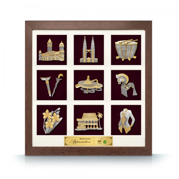 9 in 1 Solid Frame with Gold Plated Pewter