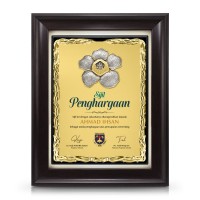 9" x 11" Award Plaque with Earthleaf Gold Aluminium Plate and Gold Plated Pewter - Rafflesia