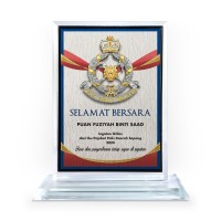 6" x 8" Crystal Award Plaque Vertical with Gold Plated Pewter - Logo Police Diraja Malaysia 6" x 8" Crystal Award Plaque Vertical with Gold Plated Pewter - Logo Police Diraja Malaysia