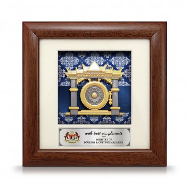 7" x 7" Solid Frame with Printed Background : Gold Plated Pewter Gong (Malay Motif Pattern Background) 