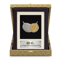 7" x 9" Songket Frame (Royale Gold) with Gold Plated Pewter : Durian Musang King