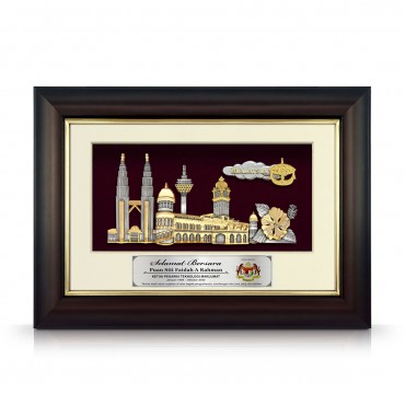 8.5" x 12" Gold Border Solid Frame With Gold Plated Pewter - Malaysia Landmark