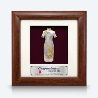 7" x 7" Frame with Gold Plated Pewter - Cheongsam