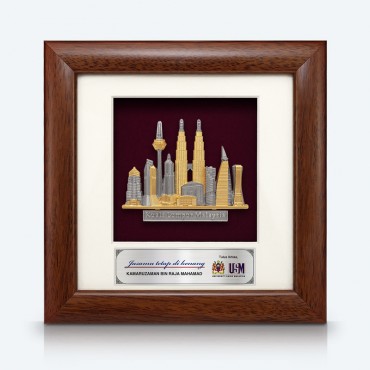 7" x 7" Frame with Gold Plated Pewter - Kuala Lumpur Landmark