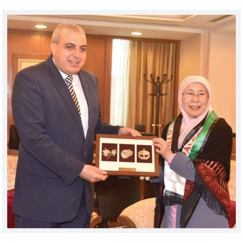 Image Credit to: Dr Wan Azizah Ismail